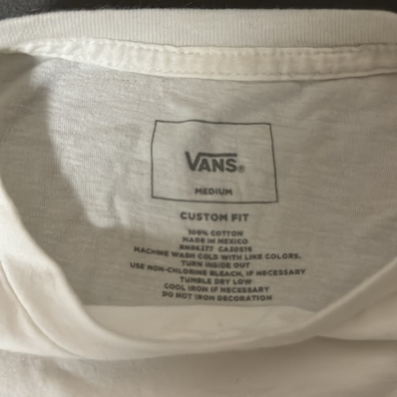 Men’s vans tshirt - Picture 3 of 4
